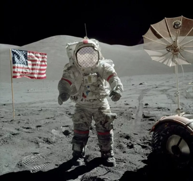 Photomontage de mettre votre visage dun astronaute sur la lune ..