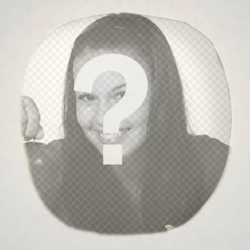Cadre photo rond de papier texturé avec un trou au centre, et un filtre en papier..