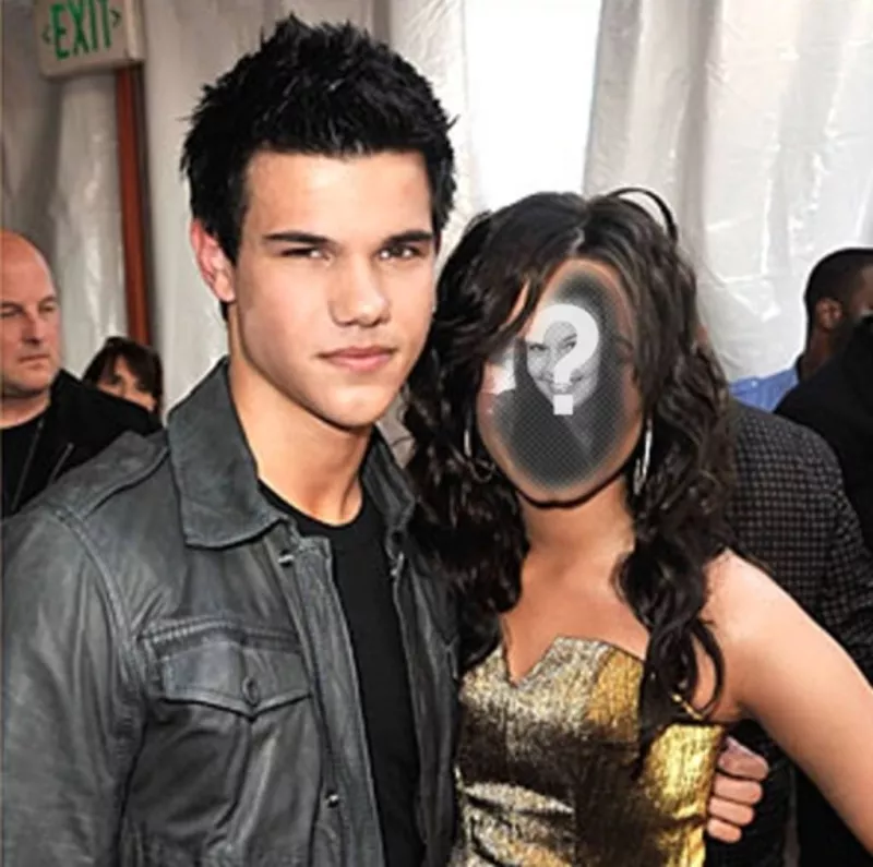 Vous avez une photo d'une femme à côté de Taylor Lautner, artiste martial acteur connu pour la saga Twilight. Jusqu'à un côté et de sauvegarder ou envoyer par email..