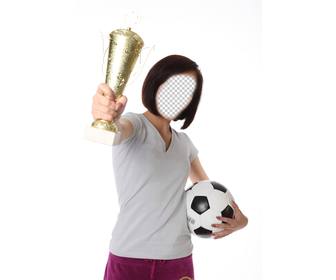photomontage avec un joueur fille football tenant un trophee et un ballon soccer