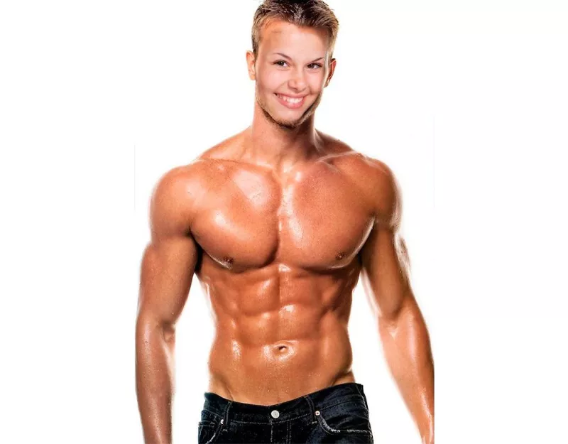 Photomontage dun homme musclé avec votre visage. ..