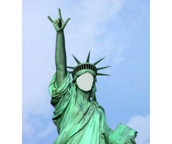 photomontage dans lequel vous allez mettre votre visage sur cette statue particuliere leffet photo drole liberty pour modifier avec votre photo et mettre votre visage face celebre statue liberte mais avec une pose originale qui fait des cornes sa main comme un bascule utilisez cet effet votre photo profil pour demarquer dans vos reseaux sociaux et faire rire vos amis