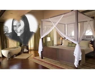 photomontage sur un hotel romantique avec un beau lit et bain dans chambre et un cadre forme coeur pour mettre votre photo