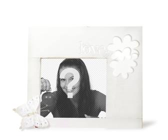 blanc photo cadre photo romantique avec un papillon et fleurs decoratives autour vous pouvez egalement ajouter du texte vos photos ligne facilement